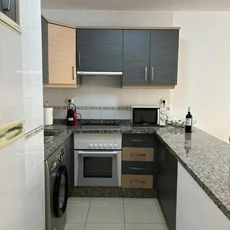 Top-rated Oasis: Spacious 1br With Bbq Garden *