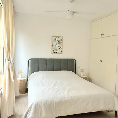 Top-rated Oasis: Spacious 1br With Bbq Garden *