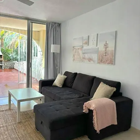 Top-rated Oasis: Spacious 1br With Bbq Garden