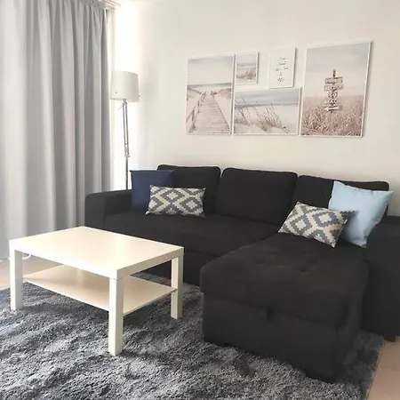 Top-rated Oasis: Spacious 1br With Bbq Garden Apartmán *
